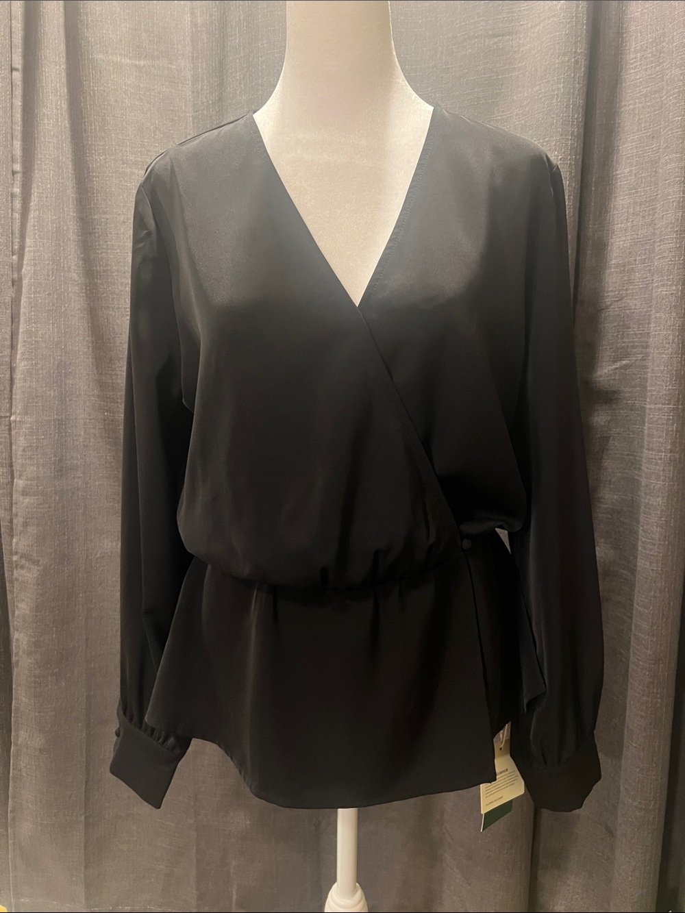 NWT Halara Black Surplice V-Neck Wrap Long Sleeve Work Blouse Size M